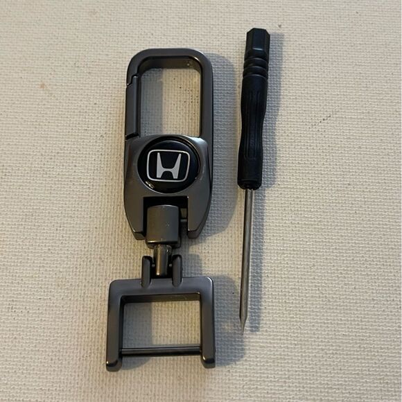 Honda Key Fob Keychain in Black Metal NWT - Picture 3 of 4